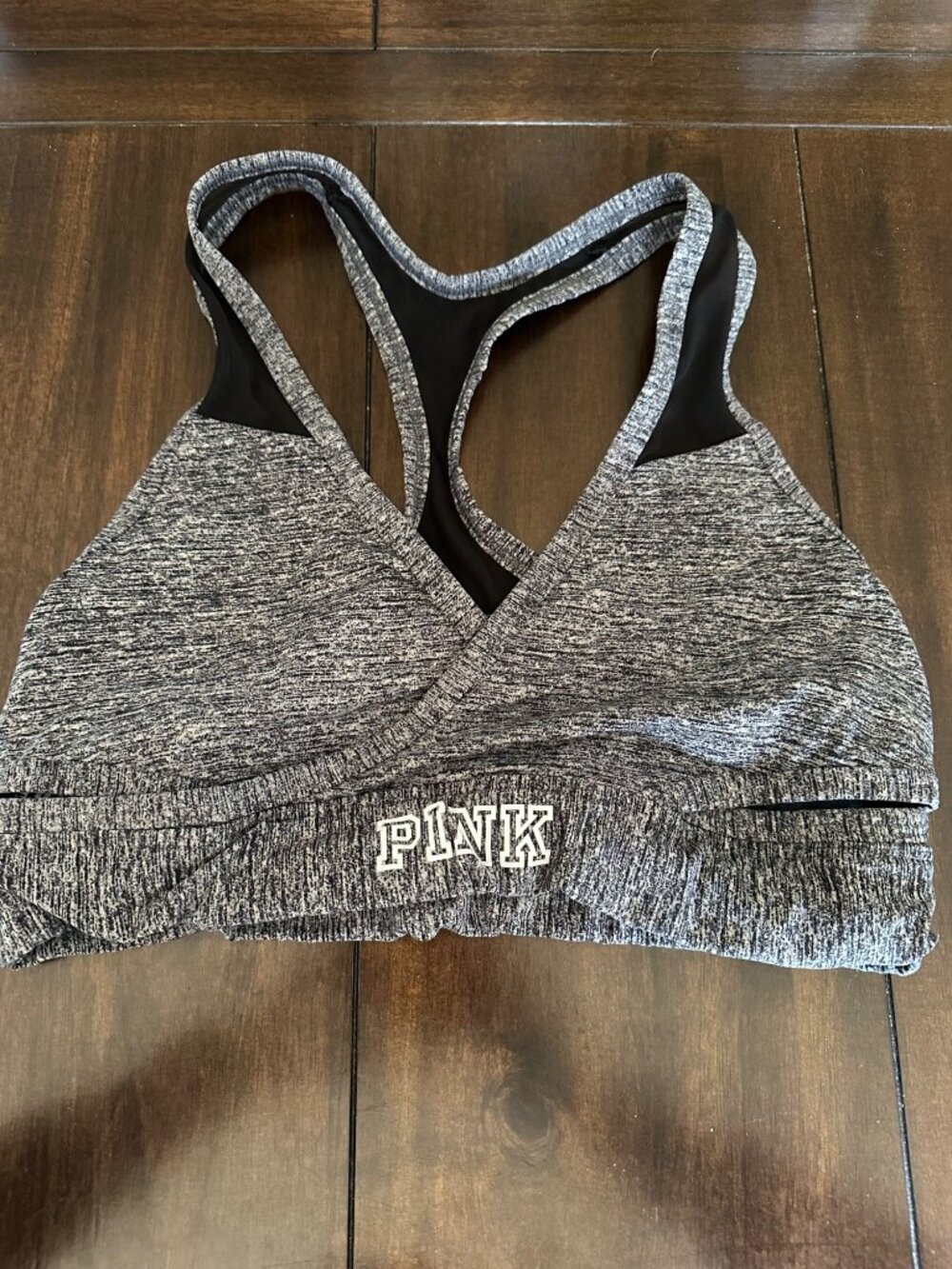 Victorias Secret Pink Ultimate Lightly Lined Sports Bra Gray Black L